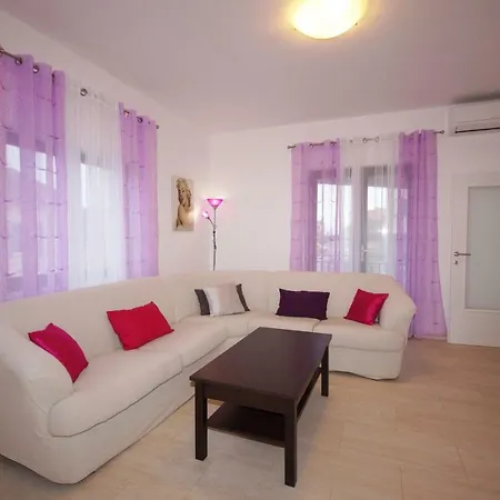 Apartman Sandra Póla