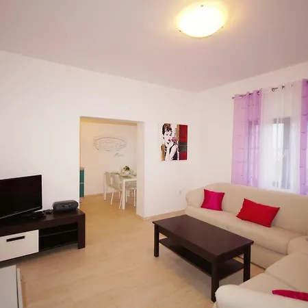 Apartman Sandra Póla